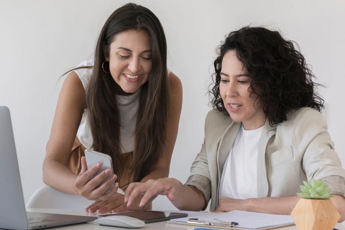 El 56% de los créditos en México pertenecen a mujeres, quienes muestran mayor compromiso de pago y suelen utilizar microcréditos principalmente para emprender o financiar actividades comerciales