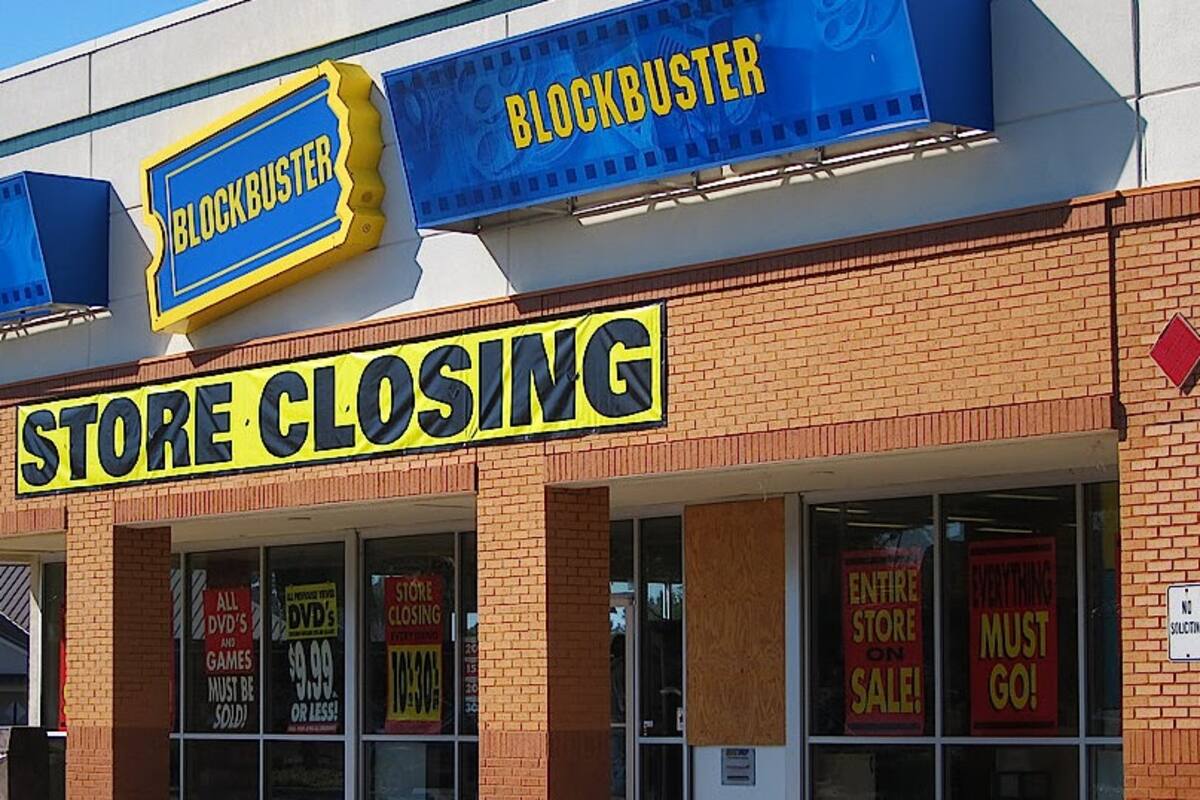 "Hemos vuelto desde la tumba", Blockbuster anuncia su regreso