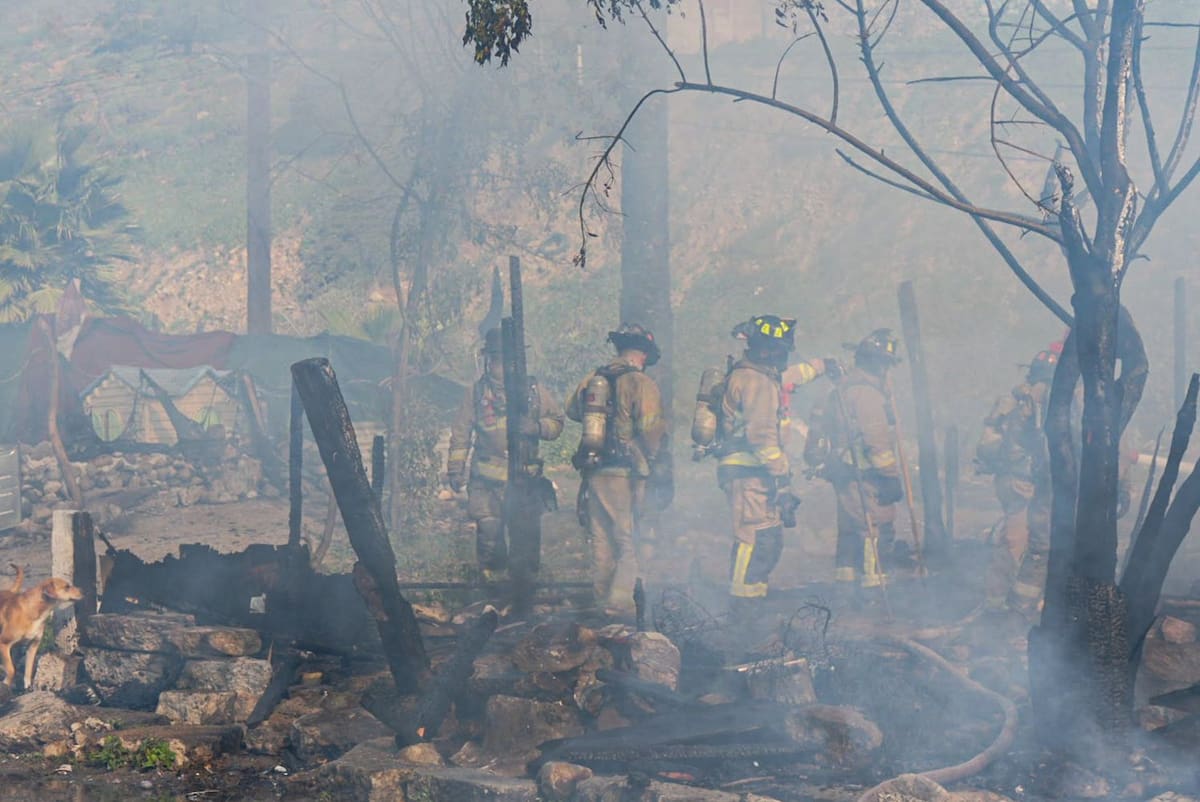 Durante las maniobras en el siniestro no se hubo personas lesionadas. Foto: Leonardo González