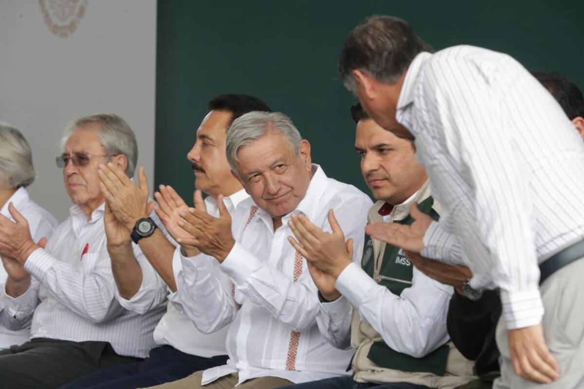 AMLO platicará con papás del ABC