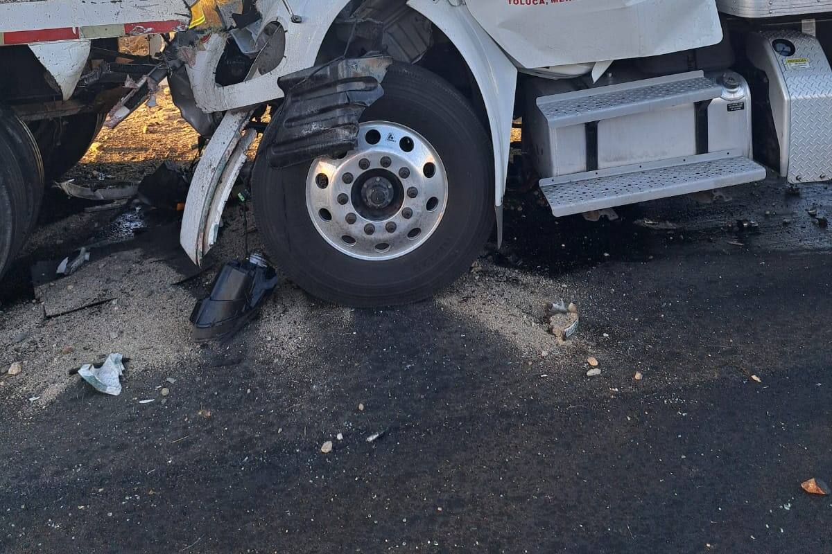 Choque en retén militar de la carretera a Tijuana deja a una persona fallecida