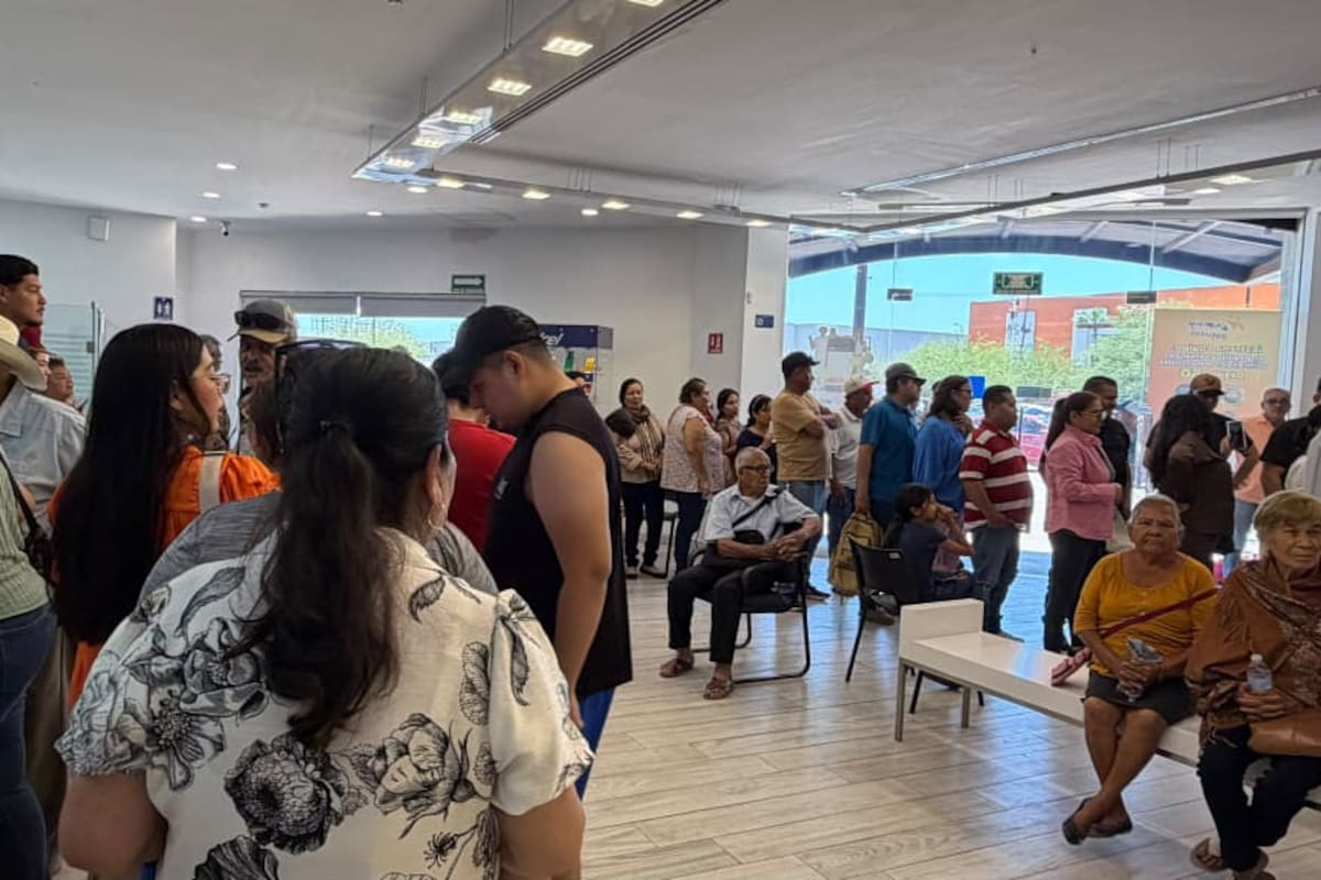 Abarrotan centros de atención por registro de líneas telefónicas