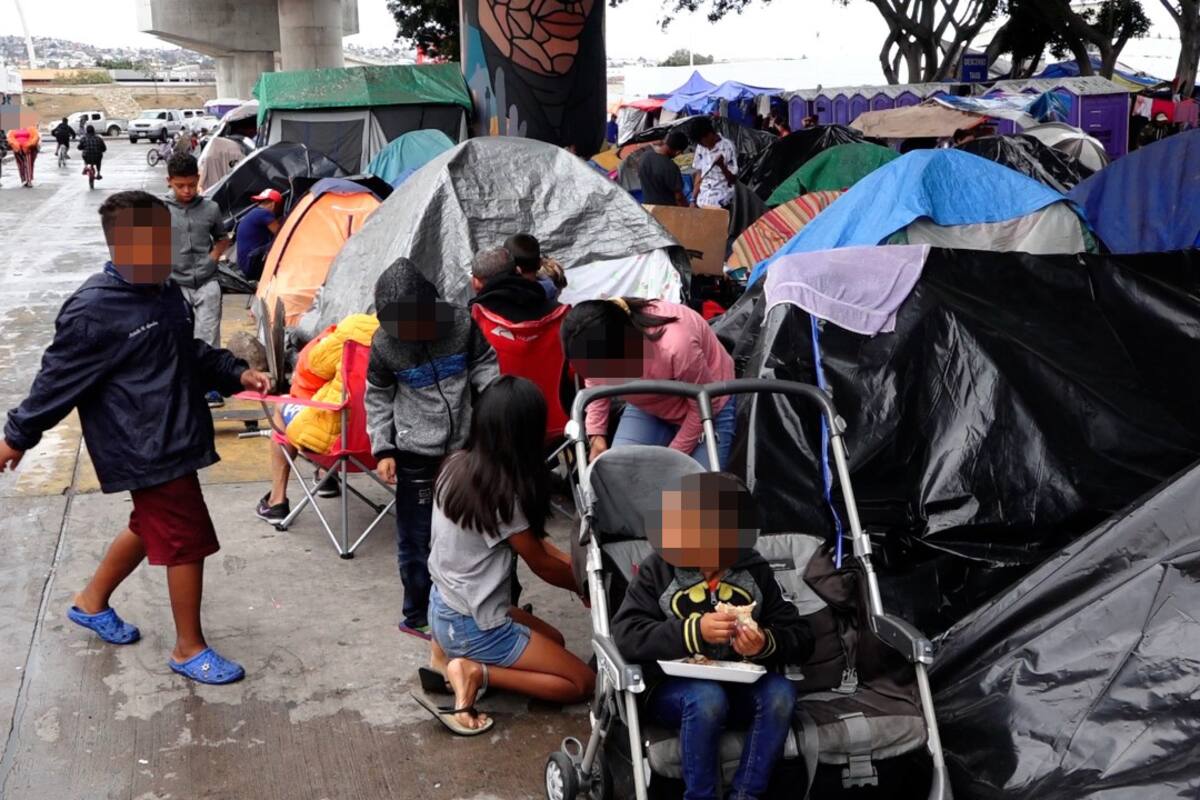 No beneficiará a migrantes reapertura de los cruces hacia Estados Unidos: Activistas