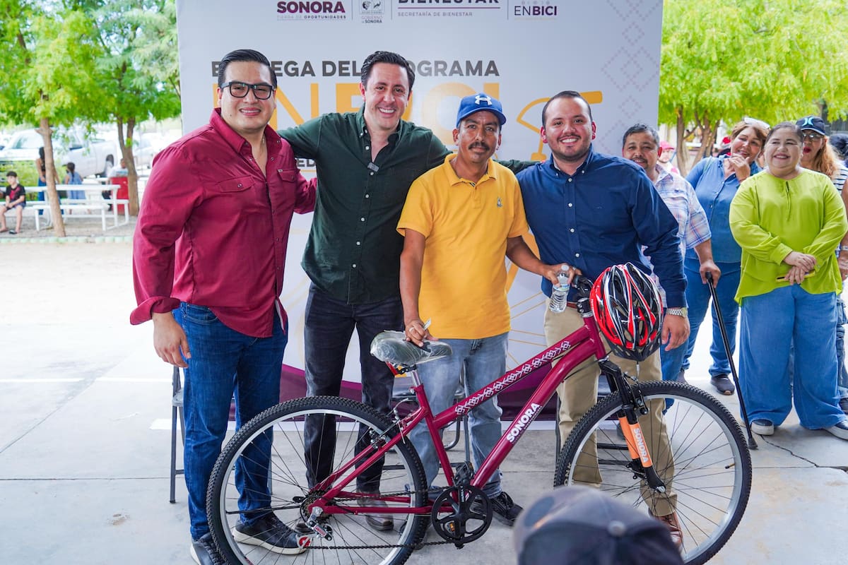 Fernando Rojo entrega 240 bicicletas EnBici para facilitar traslados de estudiantes y familias rurales en San Pedro