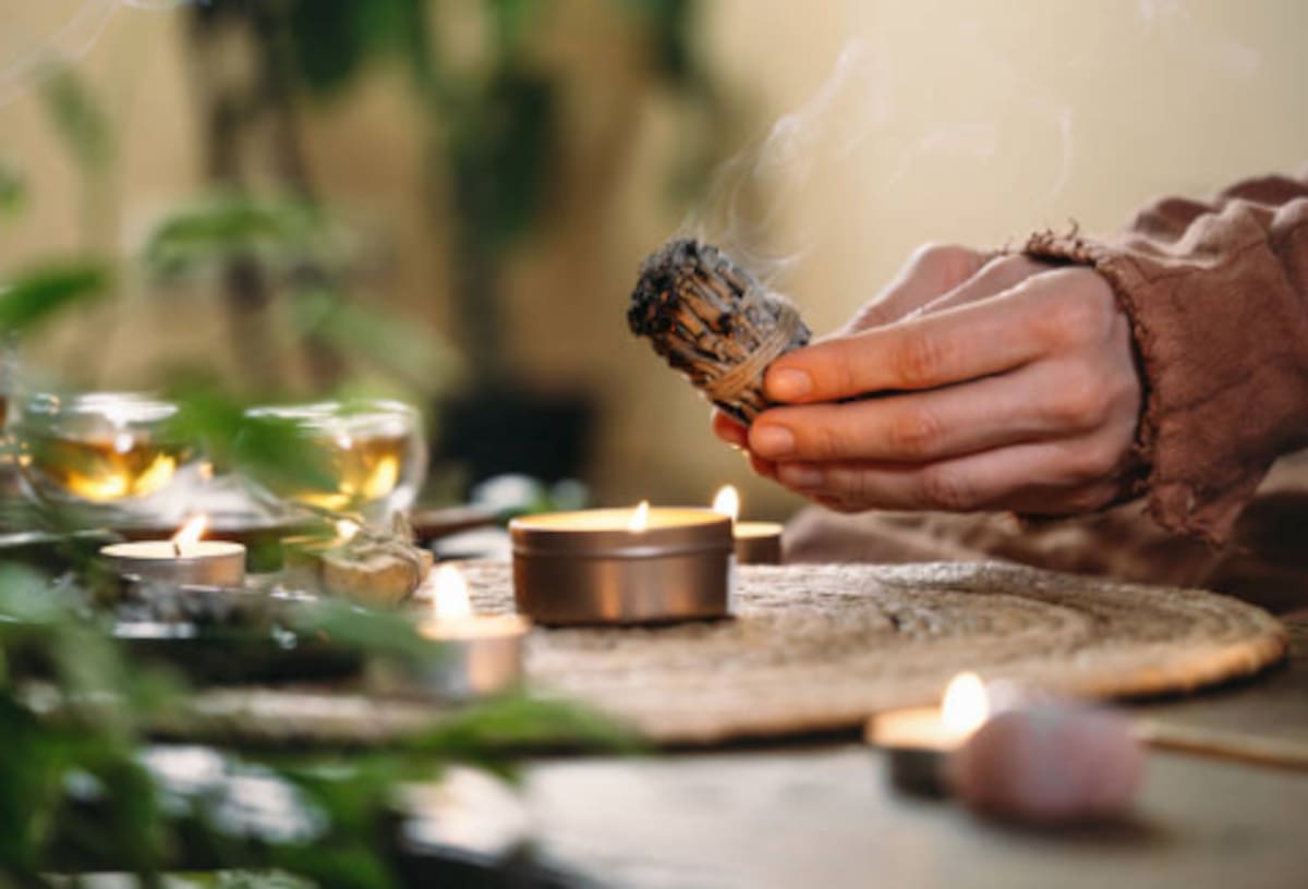 Rituales de Año Nuevo que debes evitar para no atraer energías negativas | Foto: Especial (iStock)