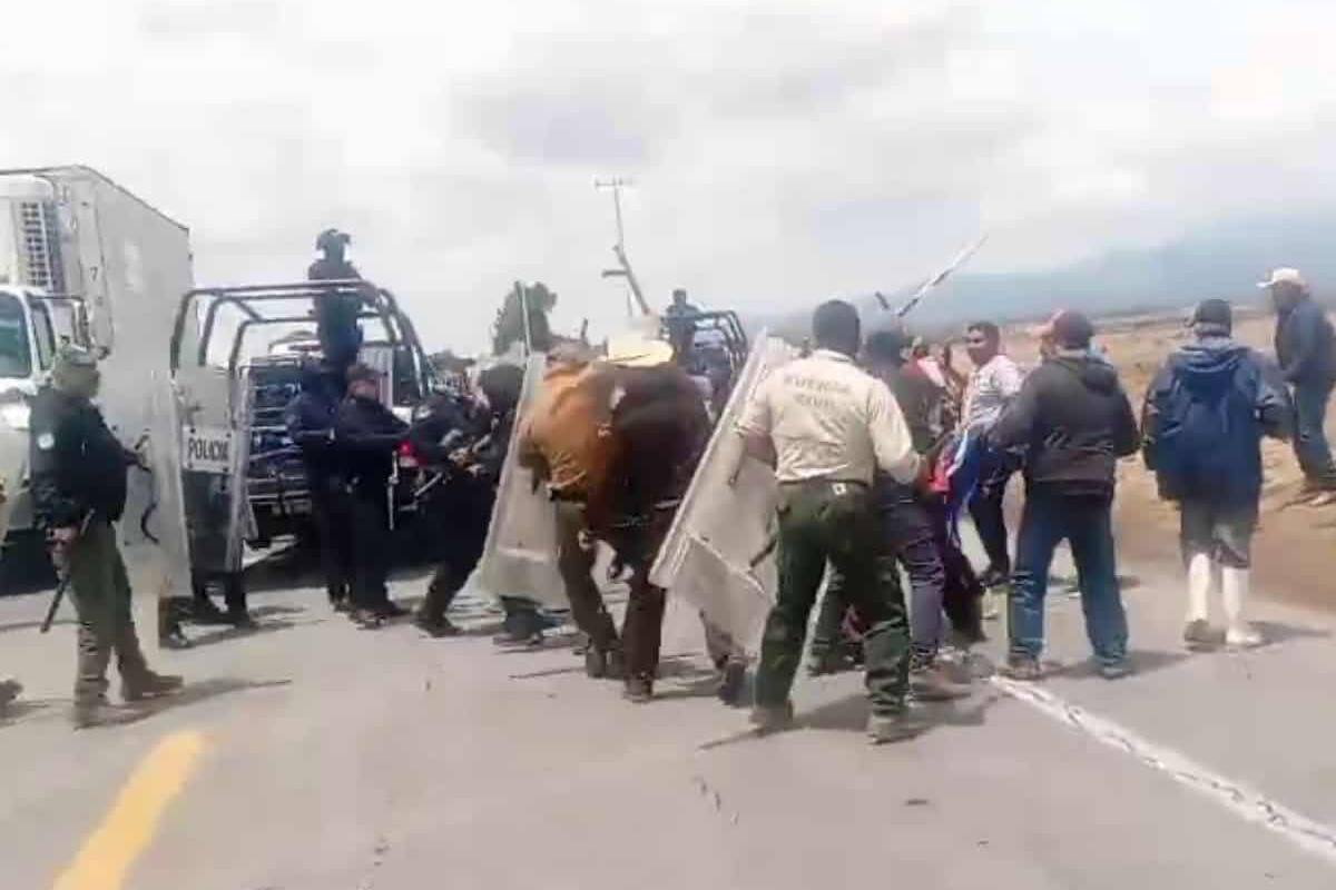 Desalojo policial en Veracruz deja dos muertos durante protesta de campesinos por contaminación de agua