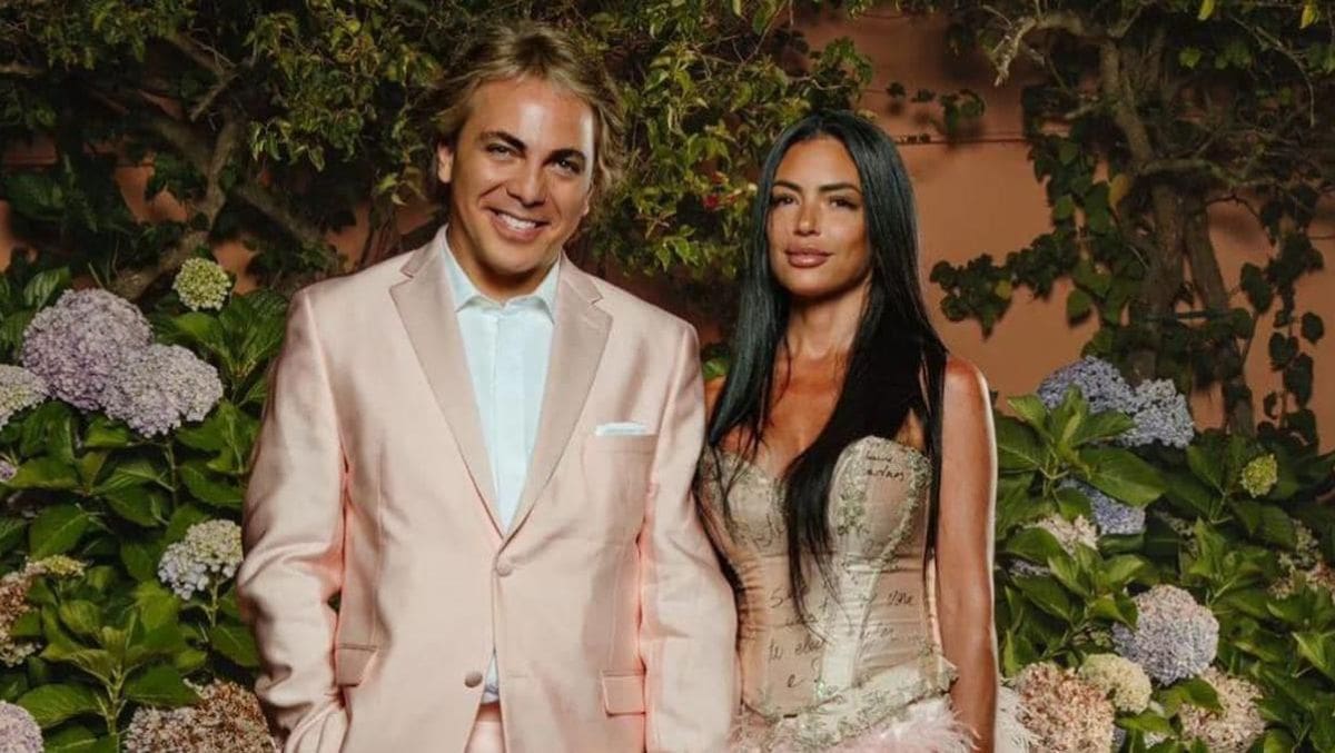 Cristian Castro pospone su boda con Mariela Sánchez hasta 2026 ¿Cuál es la nueva fecha? / Cuenta de X: @holamexico