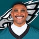 Jalen Hurts, fuera por coágulo de sangre