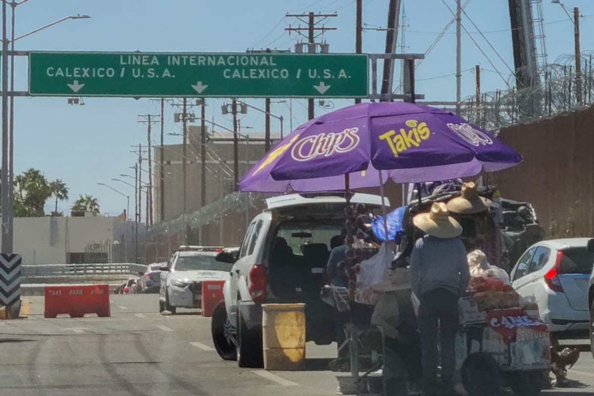 Tiempo de espera para cruzar a Calexico: 75 minutos por garita Zona Centro