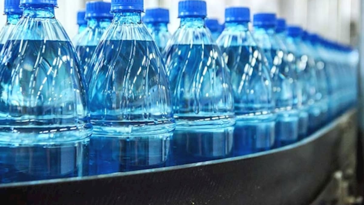 Más del 70% de las rellenadoras de agua en México venderían agua contaminada, alerta el IPN