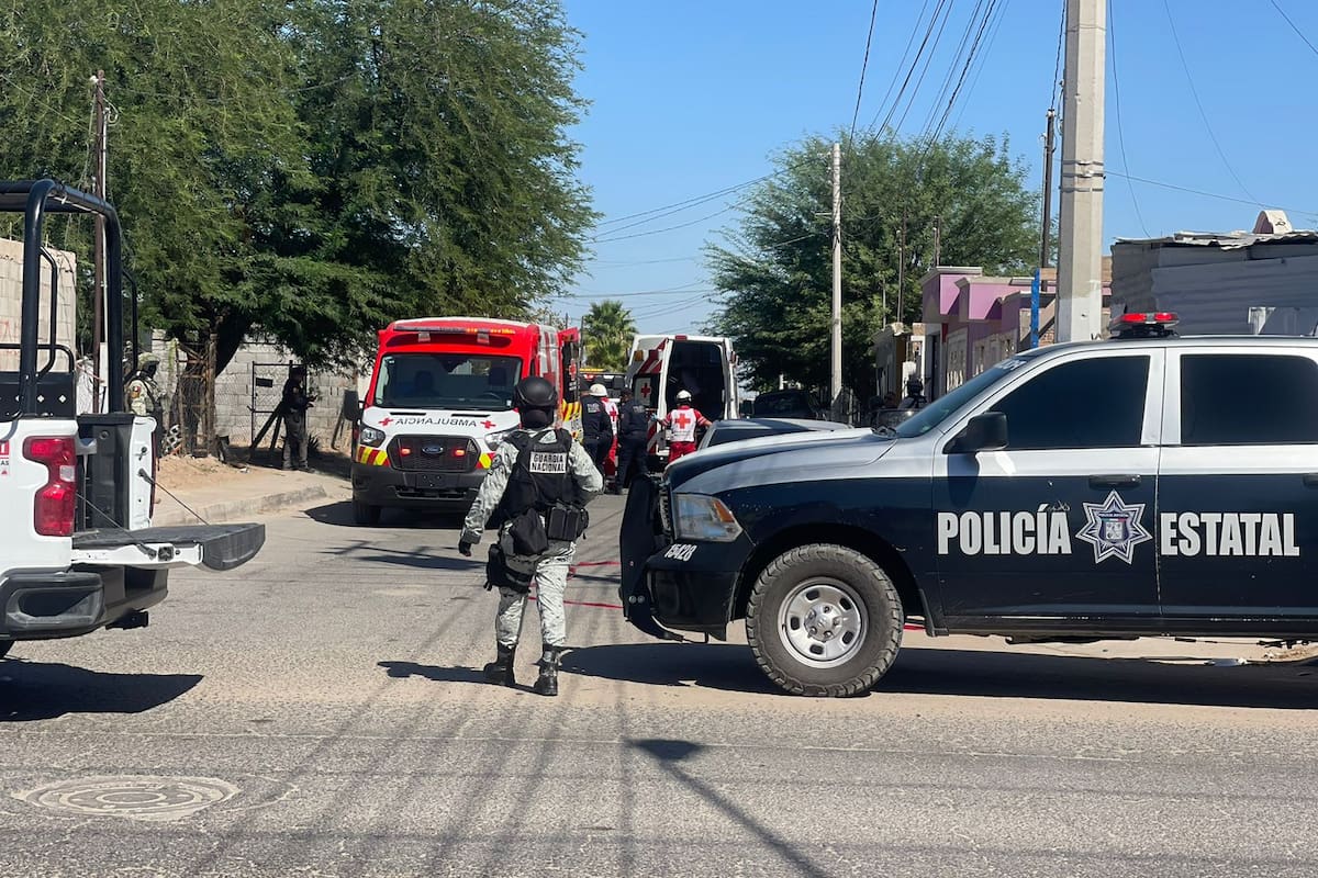 Balacera carro a carro deja dos heridos de gravedad en SLRC