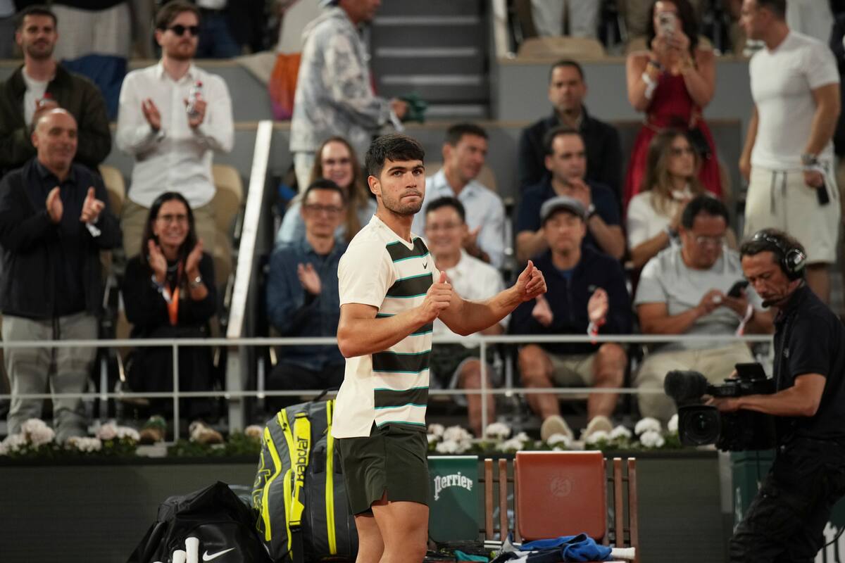 Carlos Alcaraz avanza a la final de Roland Garros tras la retirada de Musetti