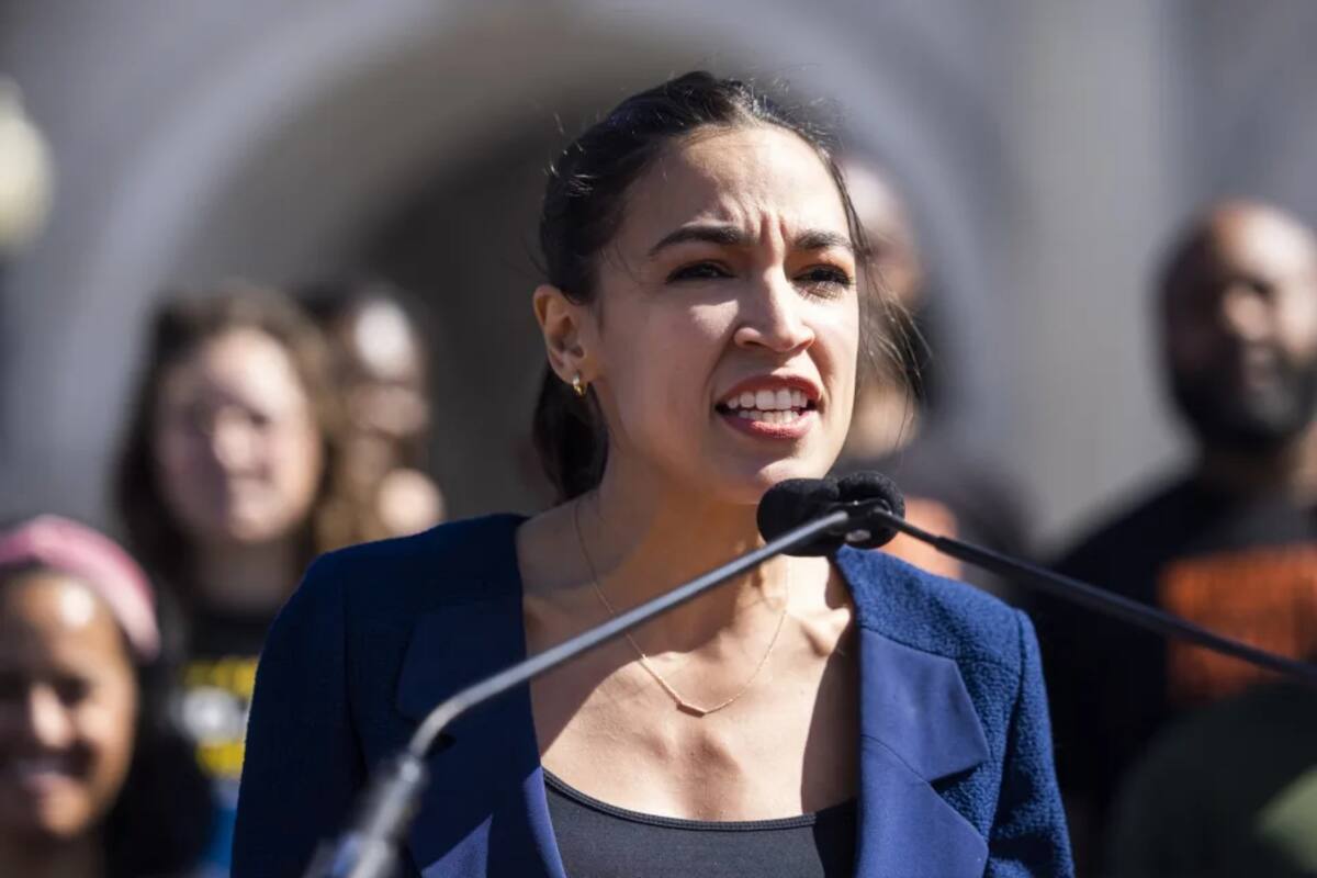 Comité de ética del Congreso de EU investiga a la congresista demócrata Alexandria Ocasio-Cortez