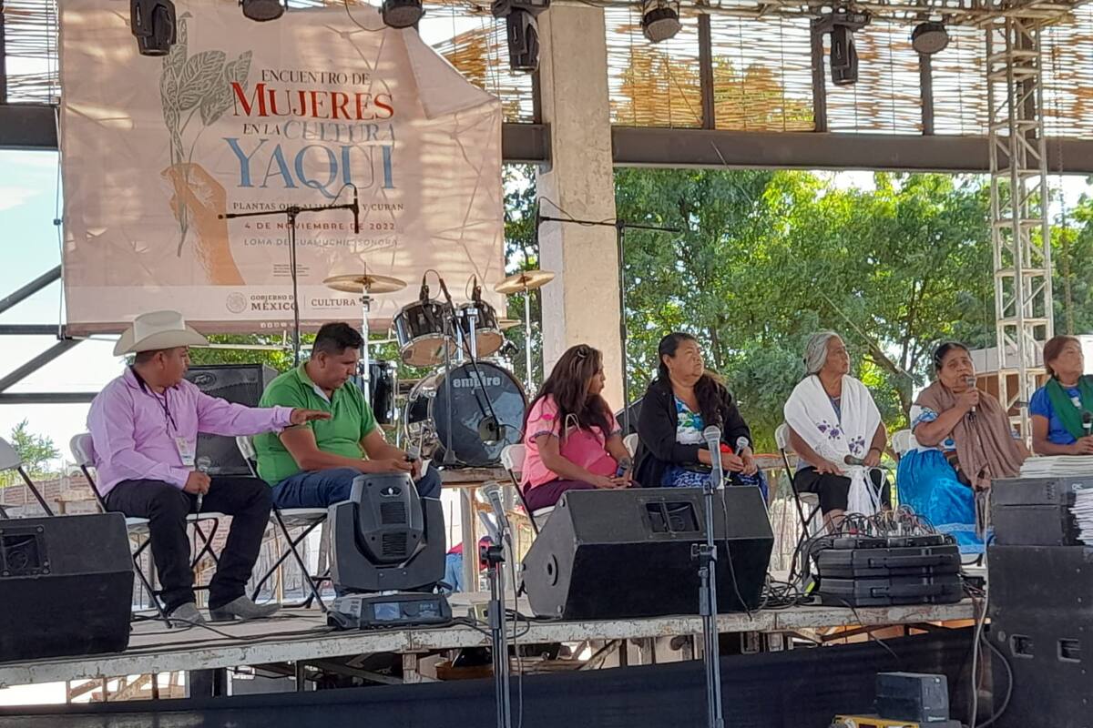 Artesanas indígenas comparten su cultura