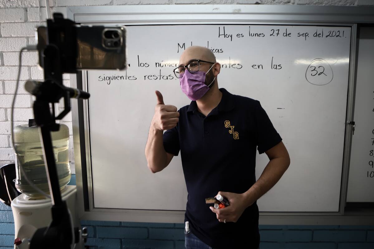 "Nuestro compromiso es y será siempre con la educación": profesor Omar Razo