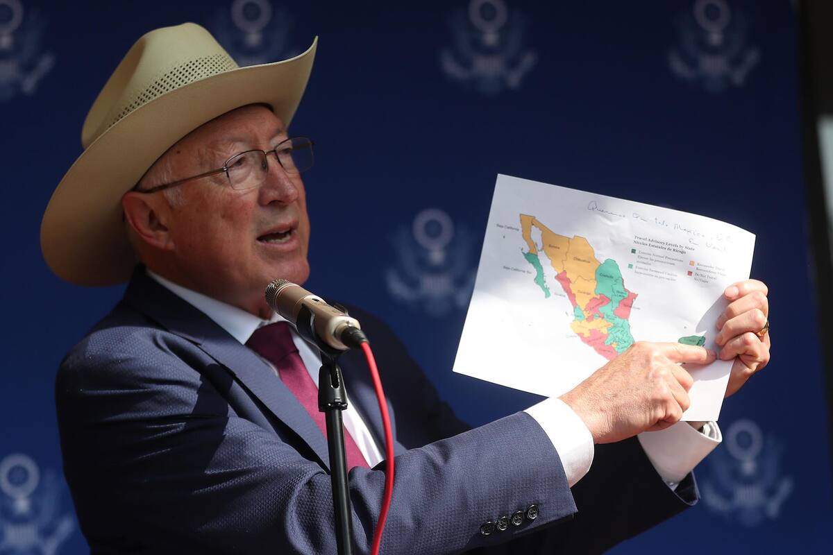 Inseguridad enfría inversión de EU en México: Ken Salazar