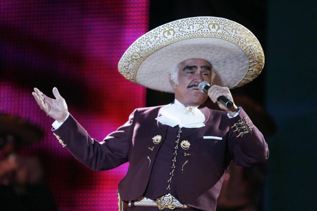 Estado de salud de Vicente Fernández es grave, revela su neurocirujano