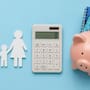 Septiembre se considera un segundo enero financiero en México por gastos escolares de hasta 12,422 pesos y el cobro de deudas vacacionales que reducen los ingresos familiares