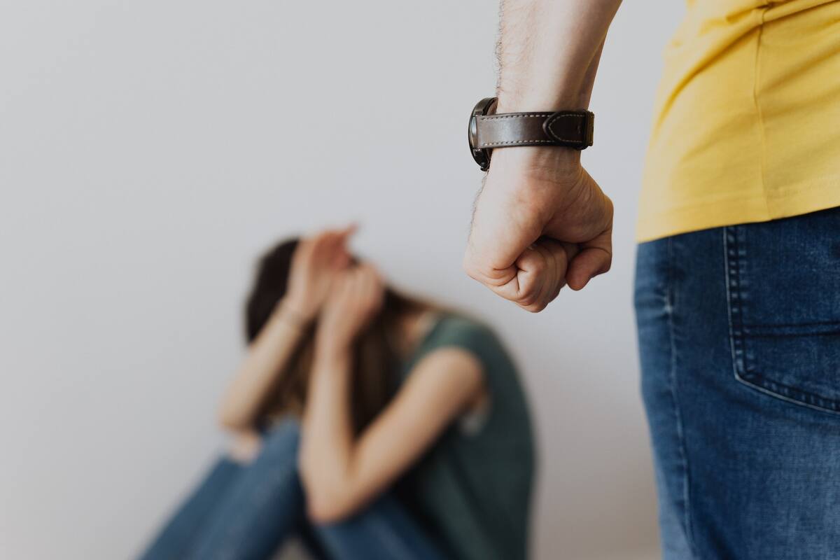 Detienen a hombre por agredir a su esposa porque "el desayuno estaba frío" en la colonia Nuevo Hermosillo