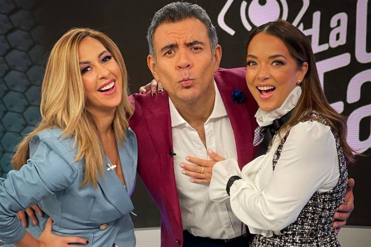 Héctor Sandarti regresó a Telemundo