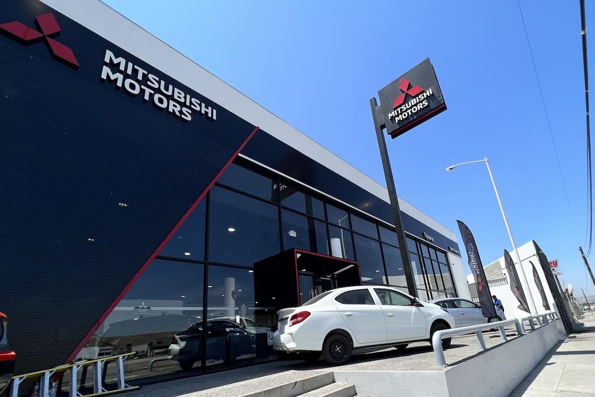 Celebra Mitsubishi nueva imagen en Tijuana