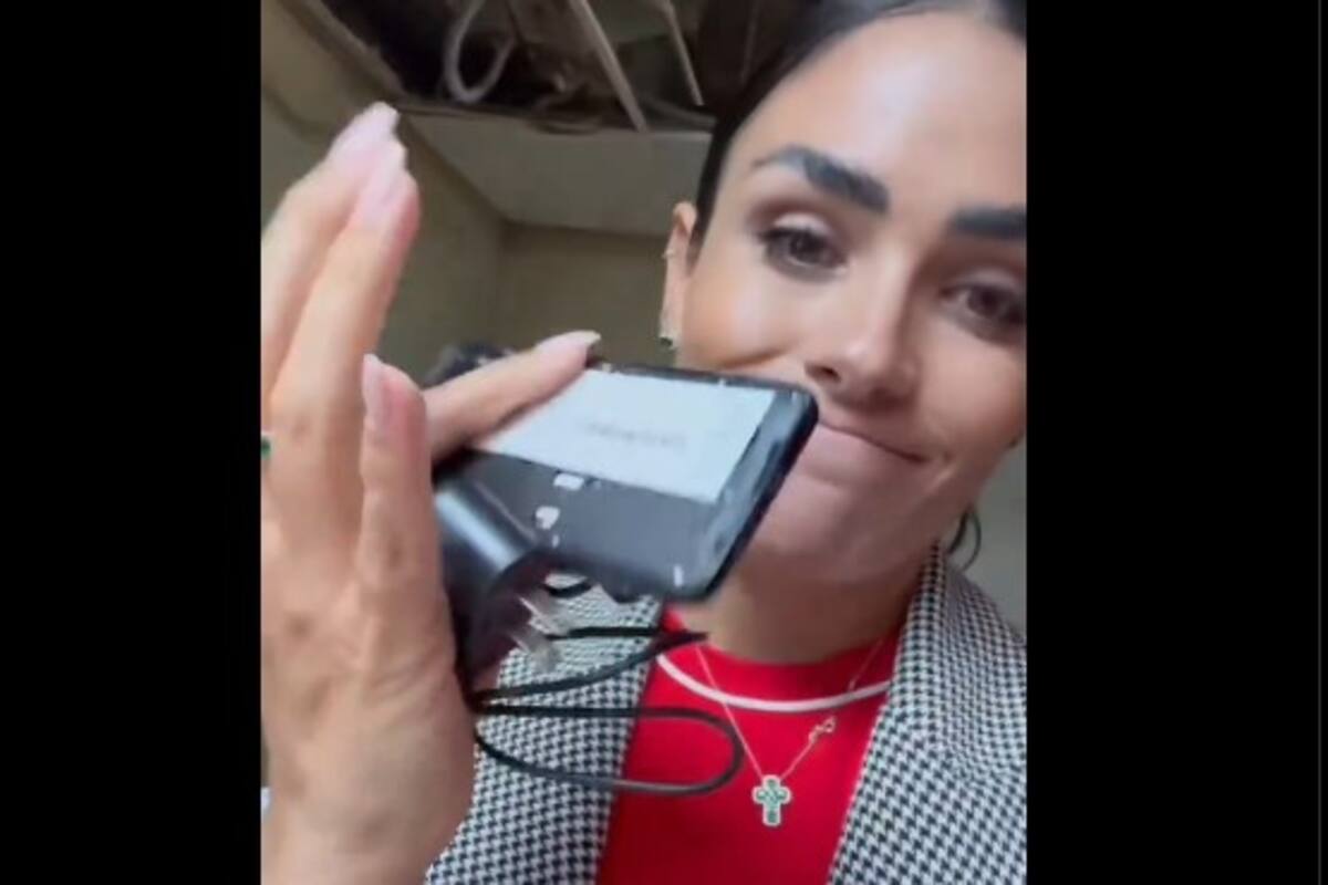 “Espionaje” denuncia Alessandra Rojo de la Vega en la sede de la alcaldía (Video)