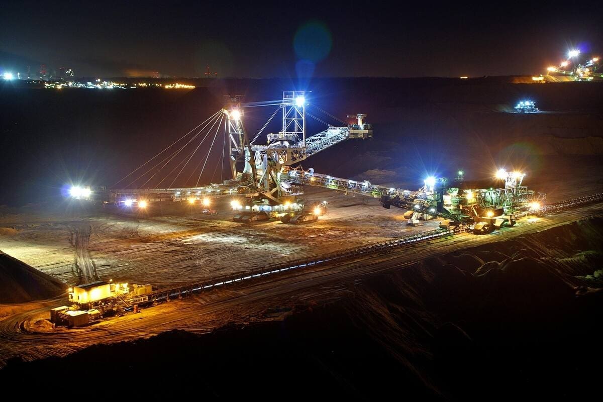 Cae BC 34% en minería
