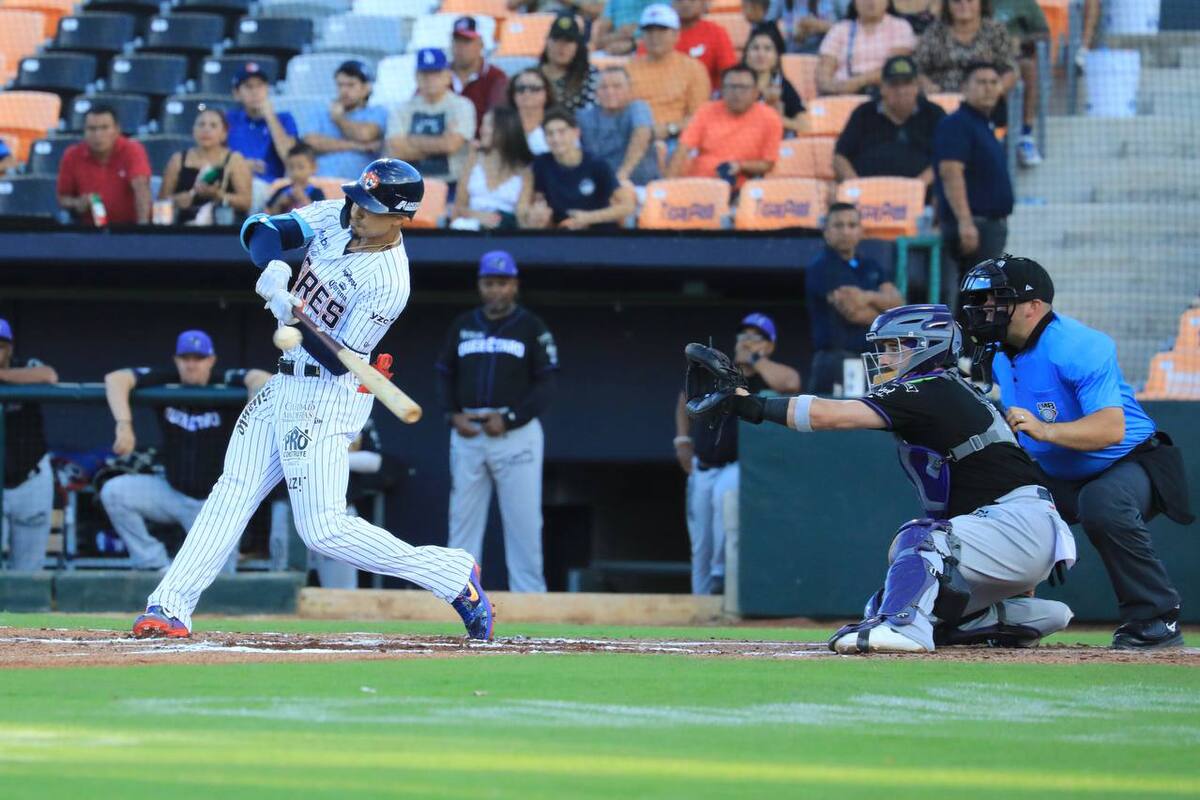 Ali Solís debutó en 2012 con Padres de San Diego.