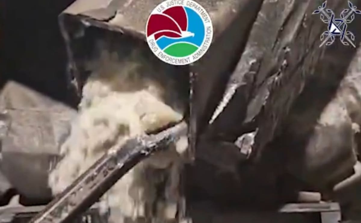 Utilizaban una estatua de mármol para transportar droga. | Captura de pantalla (X @policia)