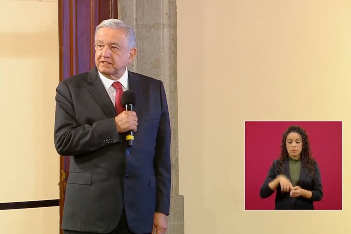 AMLO dice que parece "disco rayado", habla del "tapado", el "besamanos" y la "regla de oro"