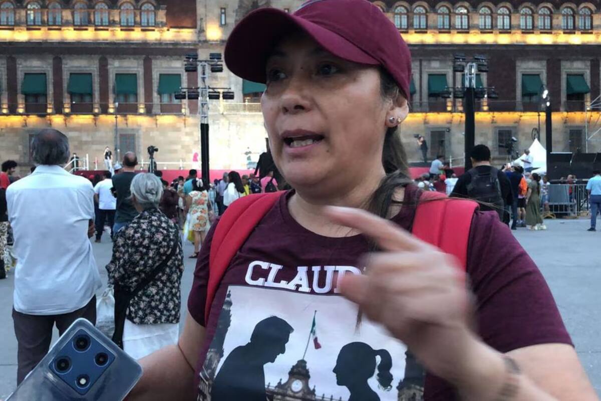 Simpatizantes de Claudia Sheinbaum celebran en el Zócalo tras conocer los primeros resultados del PREP
