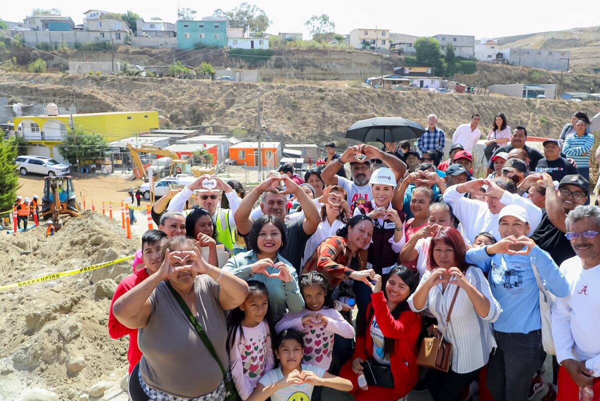 La obra, con la que 418 habitantes se verán beneficiados, permitirá que 113 viviendas pasen de una toma comunal a tomas domiciliarias.