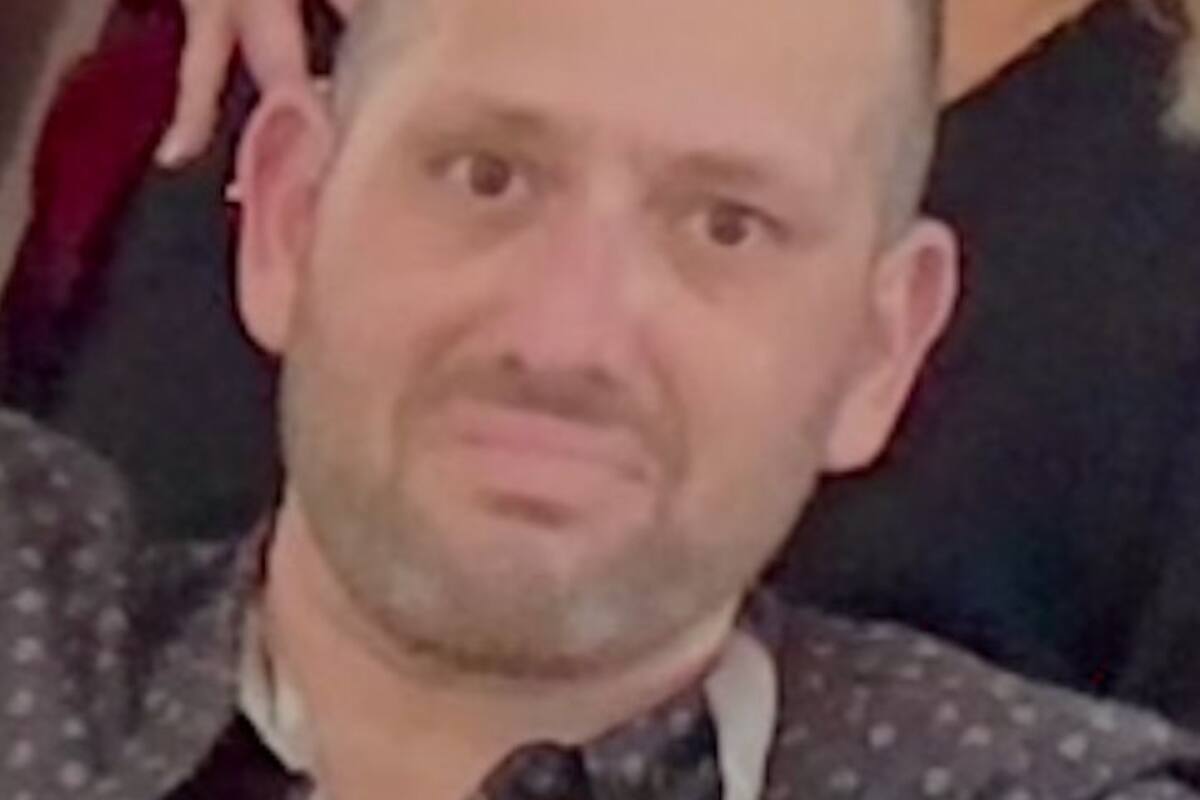 Se busca a Justin Michael Perry de 37 años de edad