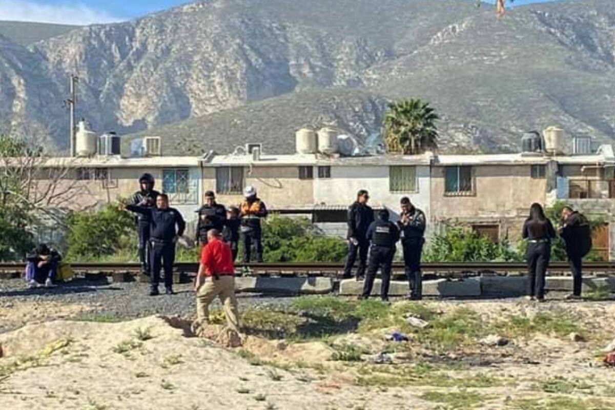 Mujer migrante embarazada muere arrollada por el tren intentando escapar de agentes de Migración en Torreón