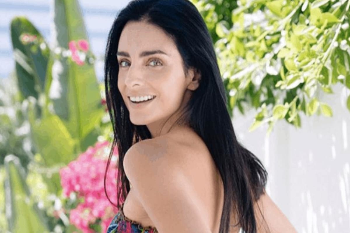 Aislinn Derbez se deja ver con nueva pareja