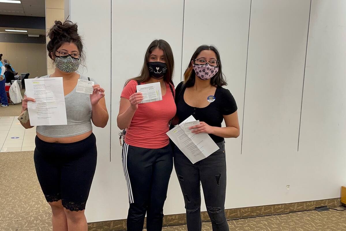 Niegan en San Diego vacuna a mexicanos no residentes