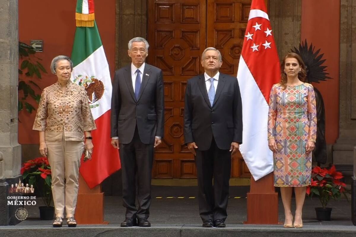AMLO se reúne con primer ministro de Singapur