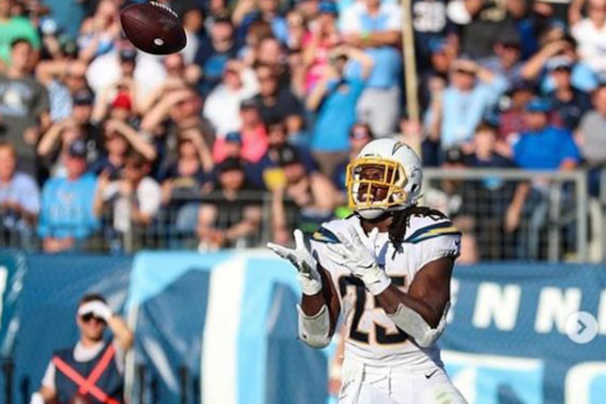 Hilan Chargers tercera derrota