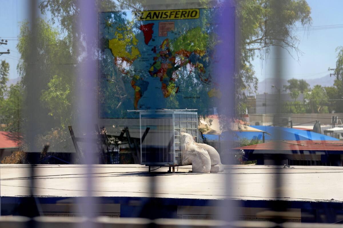 Escuelas equipan aires acondicionados para el inicio del ciclo escolar