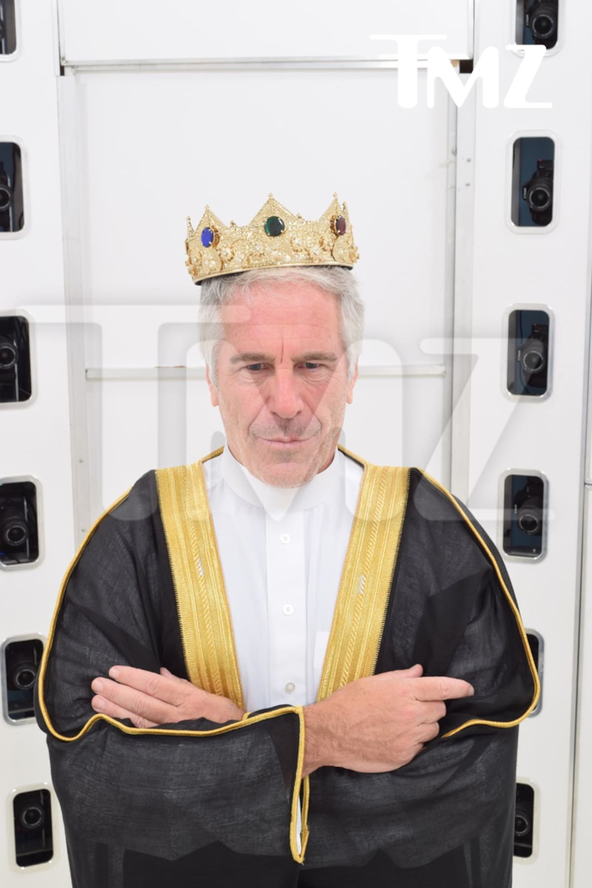 Link back to: https://www.tmz.com/2025/09/20/jeffrey-epstein-dressed-as-king-chess-pieces-women/
Jeffrey Epstein Pictured as King on His Custom Chess Board with His Queens
Approximately 9 women in their 20s walked into an NYC photo shop in 2016, and asked the staff to take photos of them which would be made into pieces for a chessboard where 3D sculptures of every chess piece