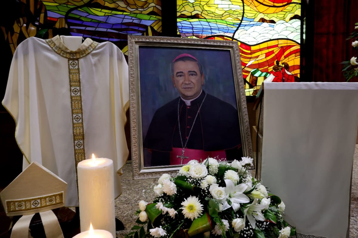 Los restos del arzobispo serán enterrados hoy a las 20 horas en la Catedral. Foto: Sergio Ortiz