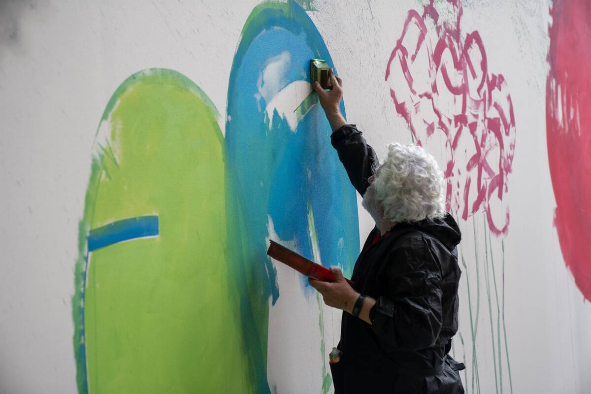 El pintor Cristóbal Gabarrón crea mural inspirado en el 11S en la Zona Cero