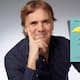 Juan Tonelli llega a México con “Un paraguas para un tsunami”, su nuevo libro de relatos que exploran el mundo emocional contemporáneo