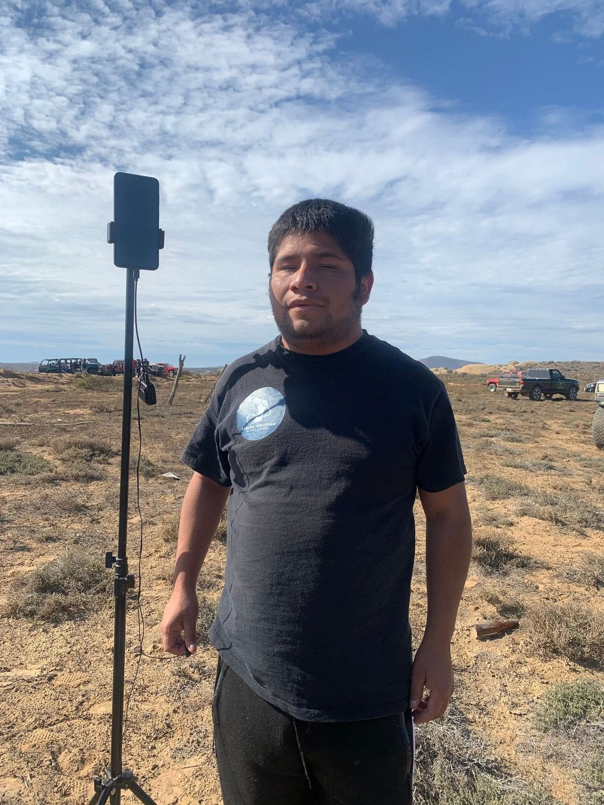 Fabián Gonzáles tuvo que crear su propia empresa, así fue su manera de acceder a un trabajo que el mercado laboral le negó. Foto: Cortesía