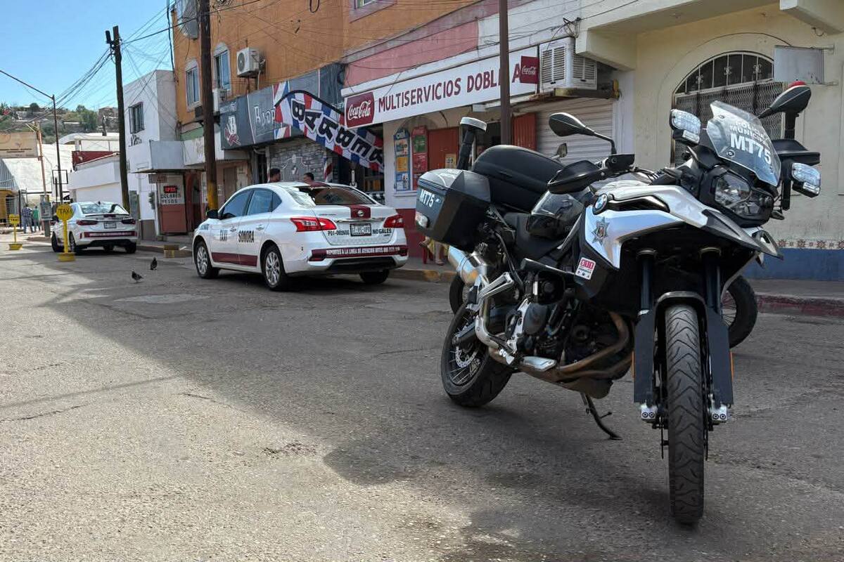 Asaltan y roban vehículo a chófer de taxi en Nogales