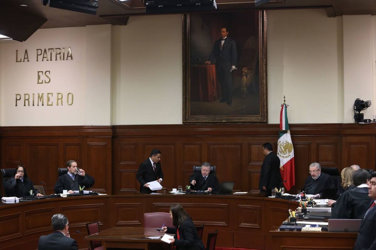 AMLO envía ternas para vacante a la SCJN: ¿Quiénes son?