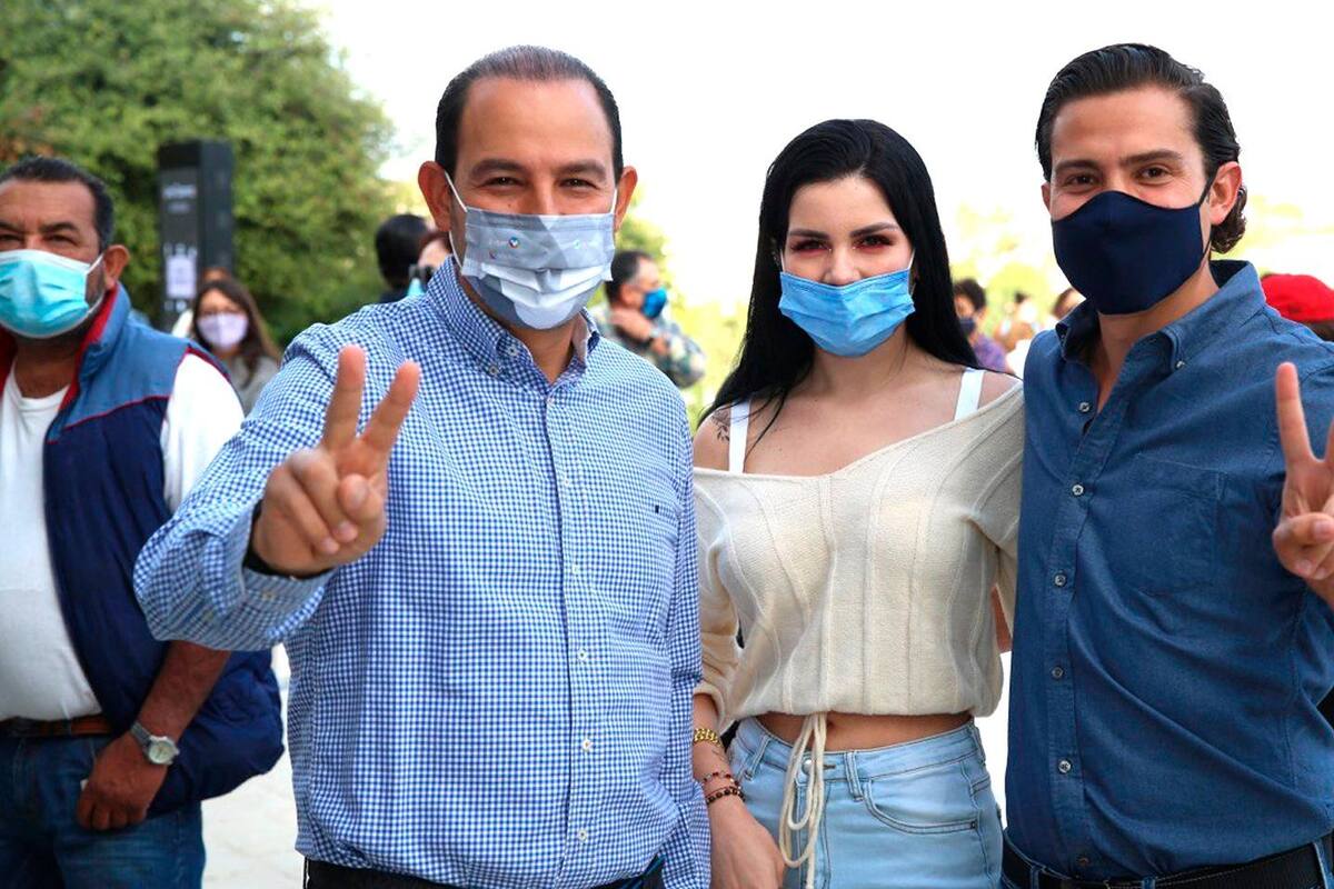 Líderes de la oposición mexicana piden "defender la democracia" al votar