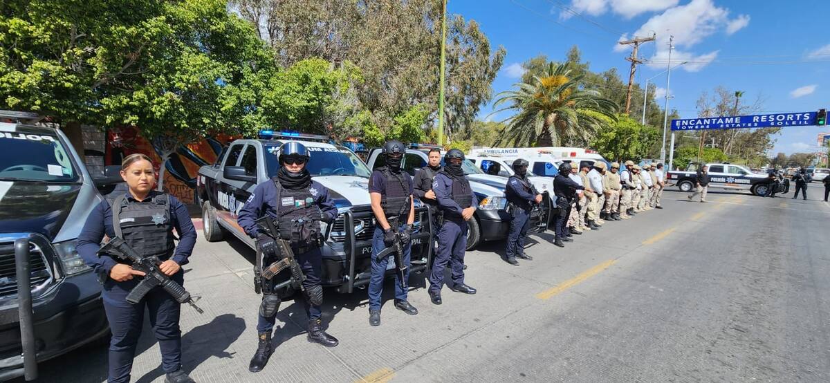 Decenas de elementos policiacos, de los tres niveles de Gobierno, mantienen filtros preventivos y operativos de patrullaje tanto en las entradas/salidas de Puerto Peñasco como en carreteras y casco urbano / Foto: Cortesía