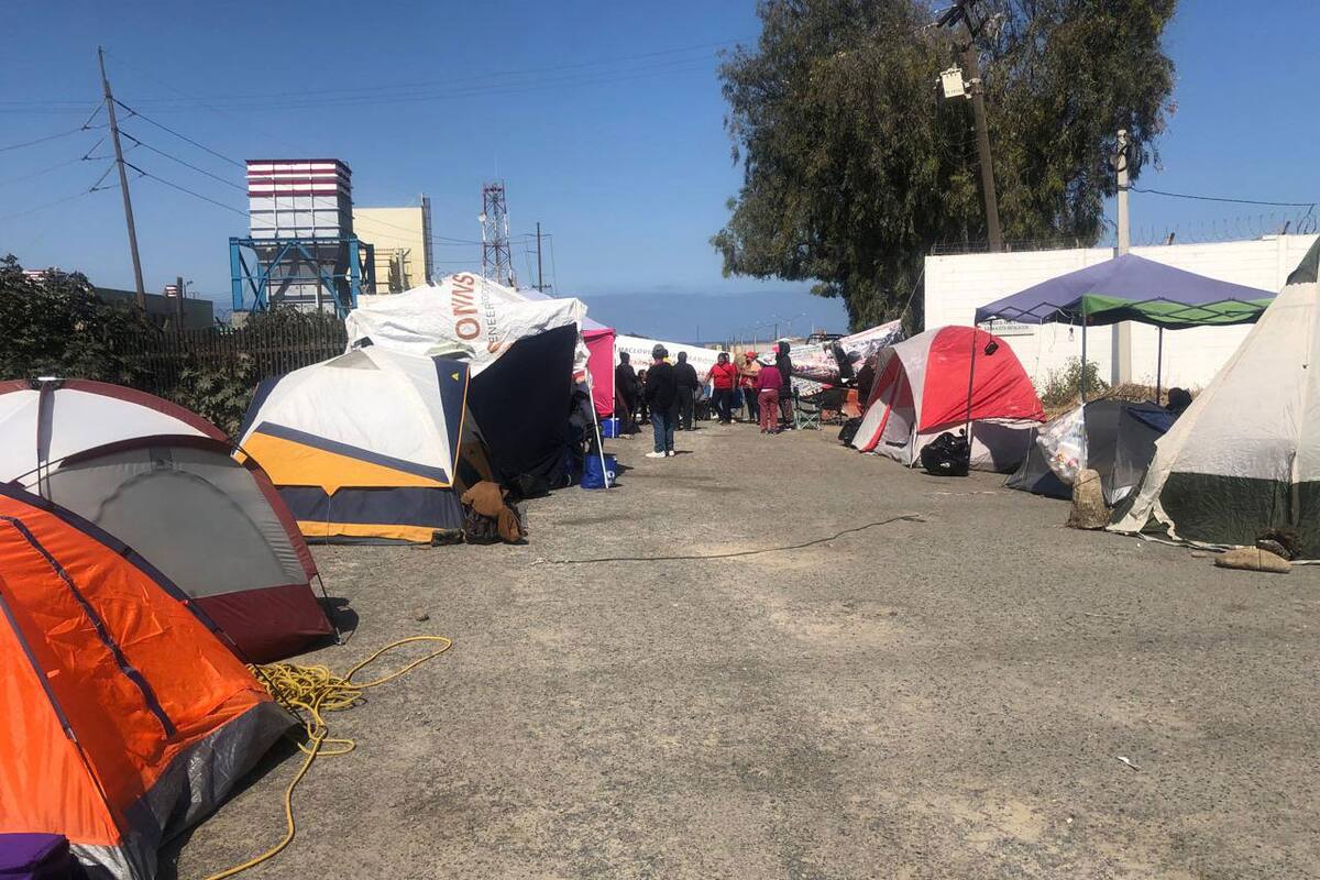 Gestionan solución vecinos del Maclovio con las autoridades