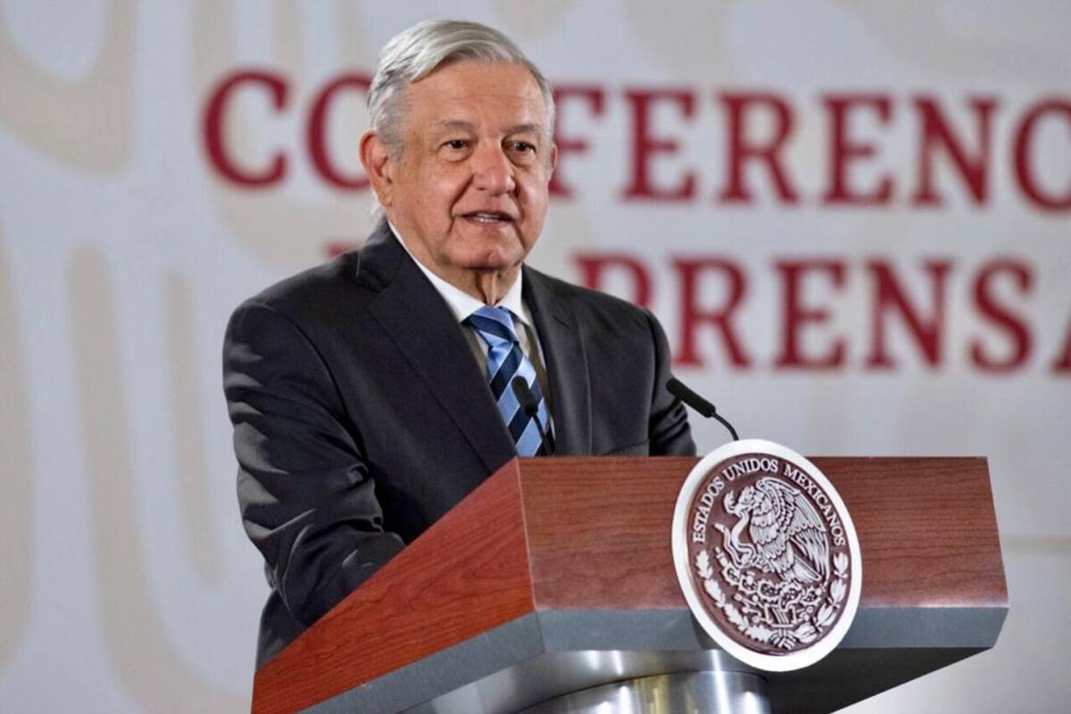 Gobierno refuerza vigilancia en aduanas y puertos del País: AMLO
